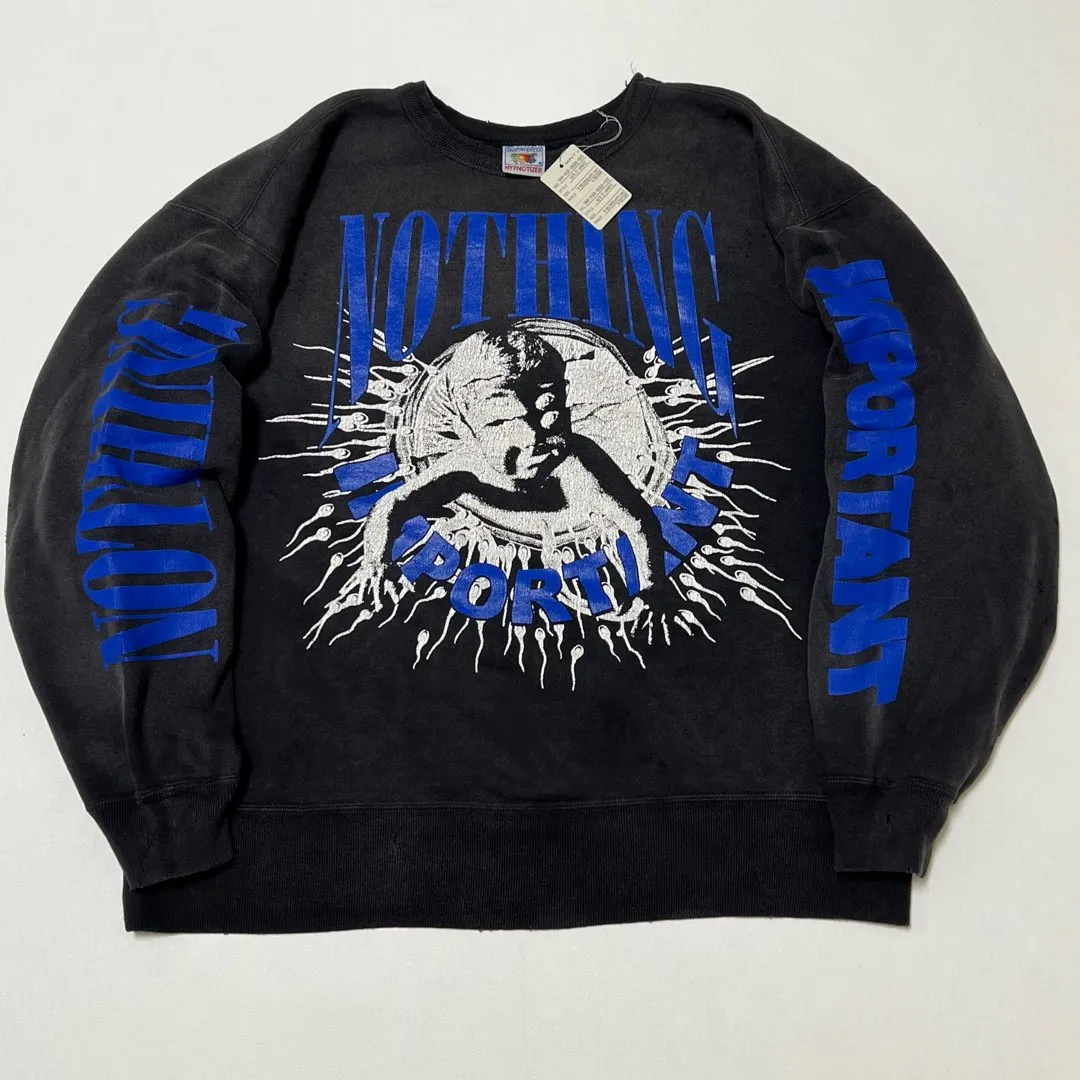 SAINT Mxxxxxx × Kosuke Kawamura KK_CRW SWT/NOTHNG IMP/BLK joint model Holy Infant Tadpole retro distressed sweatshirt, washed black S-XL Assute dyeing, genuine whole garment sprayed with horsetail fading process, collar/cuffs frayed in many places, front and rear panels/sleeves super complicated hanging grinding, heavy washing and distressing, correct fruit mark/angel mark